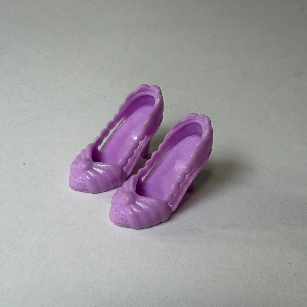 Disney Princess‎ Royal Radiance Doll Replacement Shoes Purple Heels Accessory
